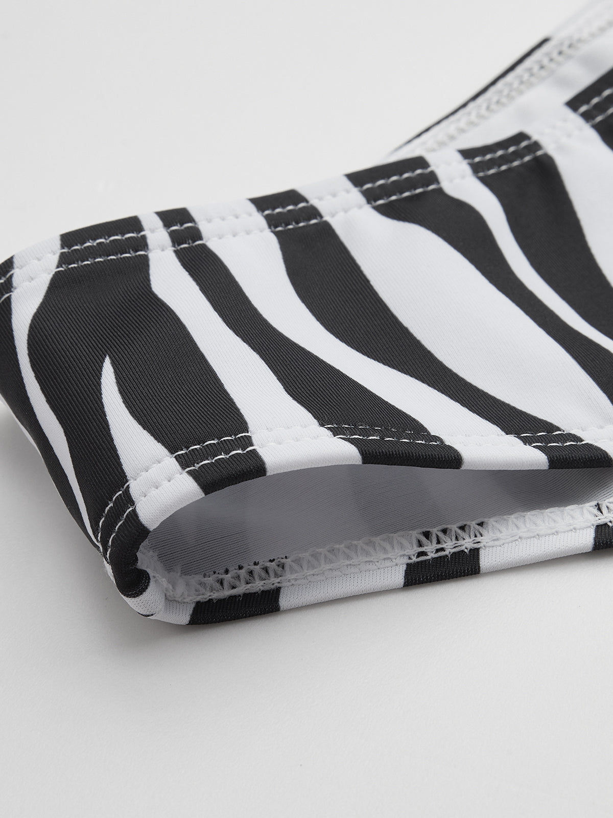 Cloe Zebra Cizgili Bikini Takimi | 16400#Three-point bikini-1pcs-black-white-XS | 16400#Three-point bikini-1pcs-black-white-S | 16400#Three-point bikini-1pcs-black-white-M | 16400#Three-point bikini-1pcs-black-white-L | 16400#Three-point bikini-1pcs-black-white-XL
