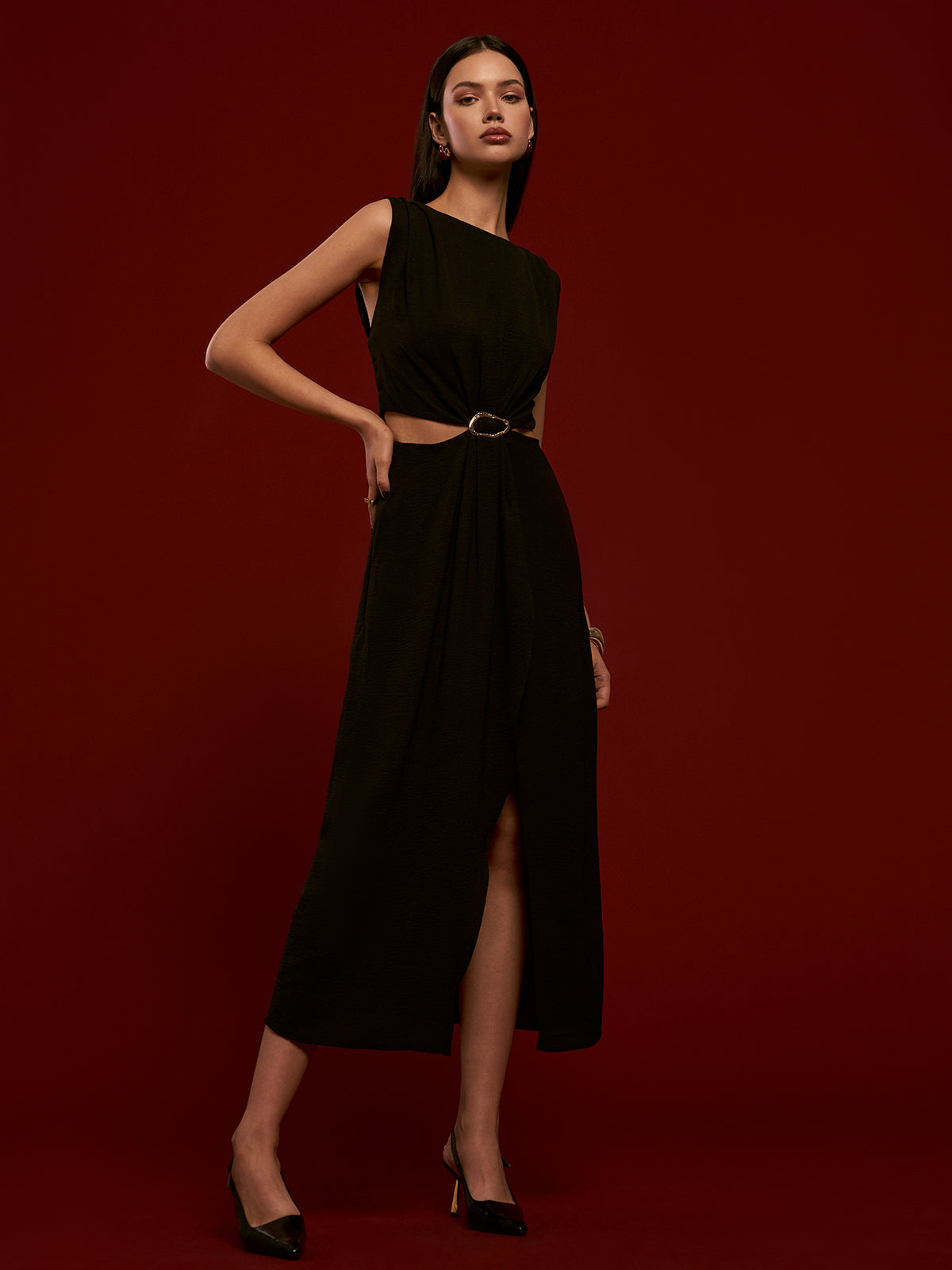 Velorage Anne Metal Detayli Piliseli Maksi Elbise | 16400-XR1732611055-black-XS | 16400-XR1732611055-black-S | 16400-XR1732611055-black-M | 16400-XR1732611055-black-L
