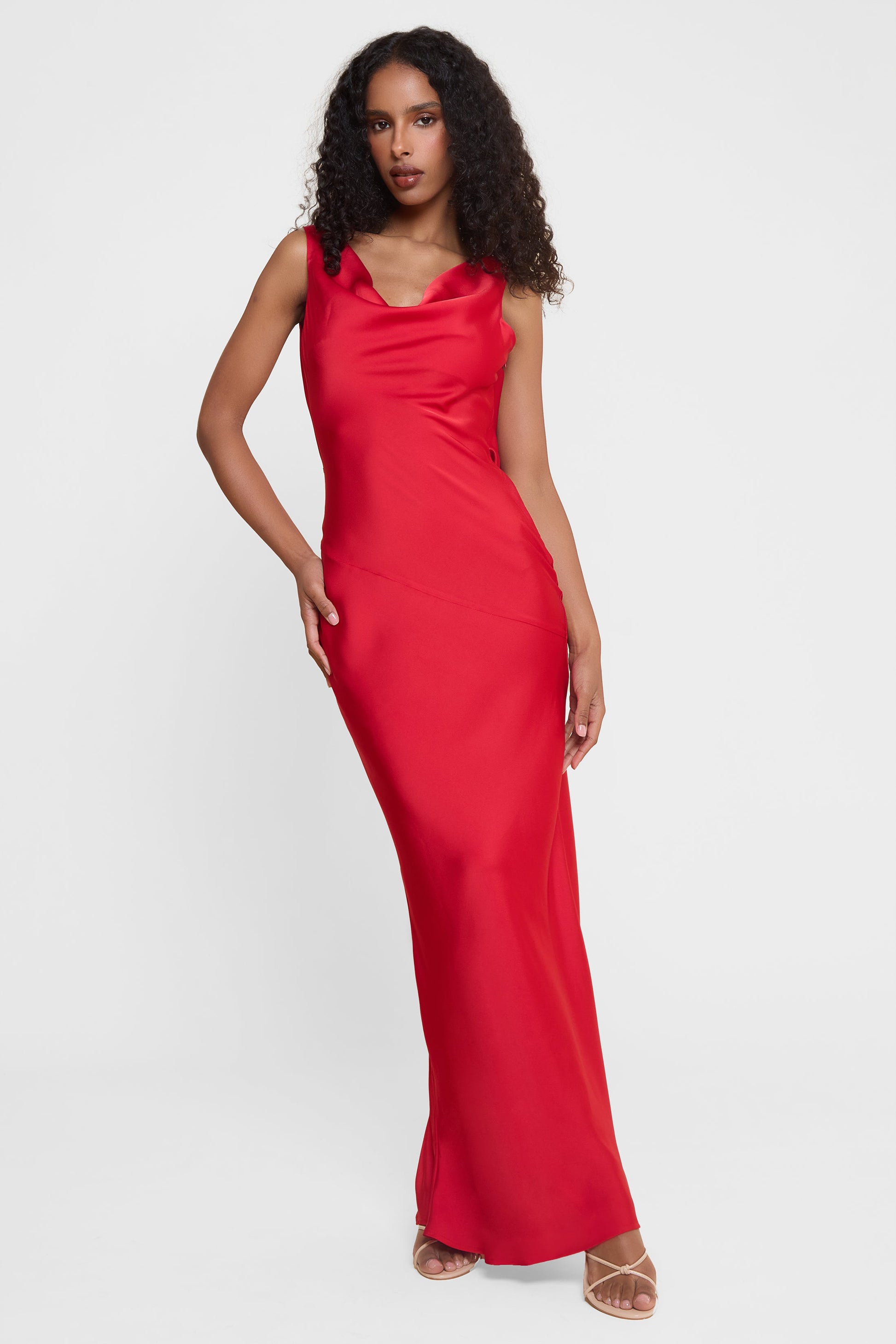 Breelynn Saten Drapeli Maksi Elbise | D1100-RED-XS | D1100-RED-S | D1100-RED-M | D1100-RED-L | D1100-RED-XL | D1100-RED-XXL