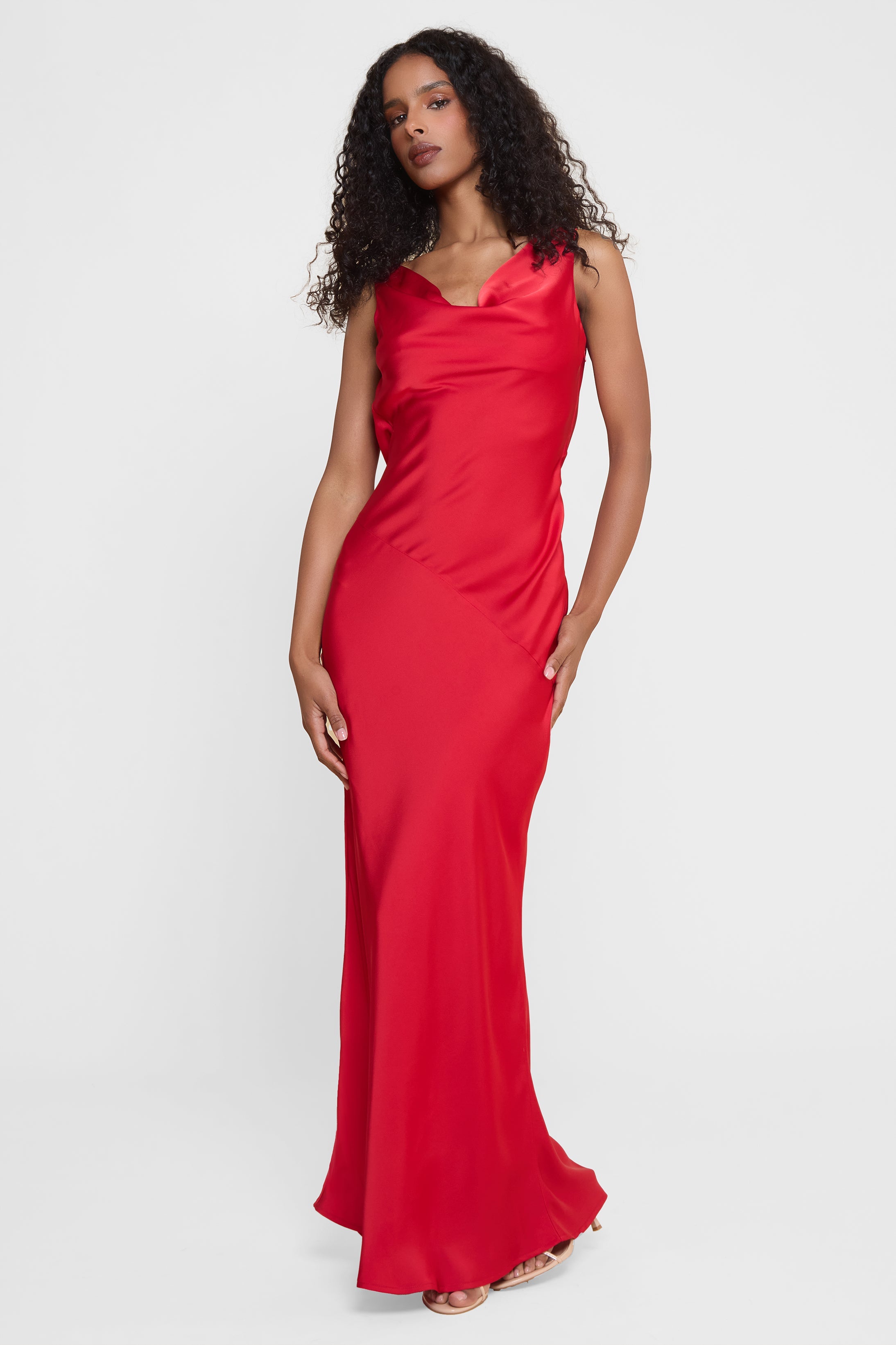 Breelynn Saten Drapeli Maksi Elbise | D1100-RED-XS | D1100-RED-S | D1100-RED-M | D1100-RED-L | D1100-RED-XL | D1100-RED-XXL