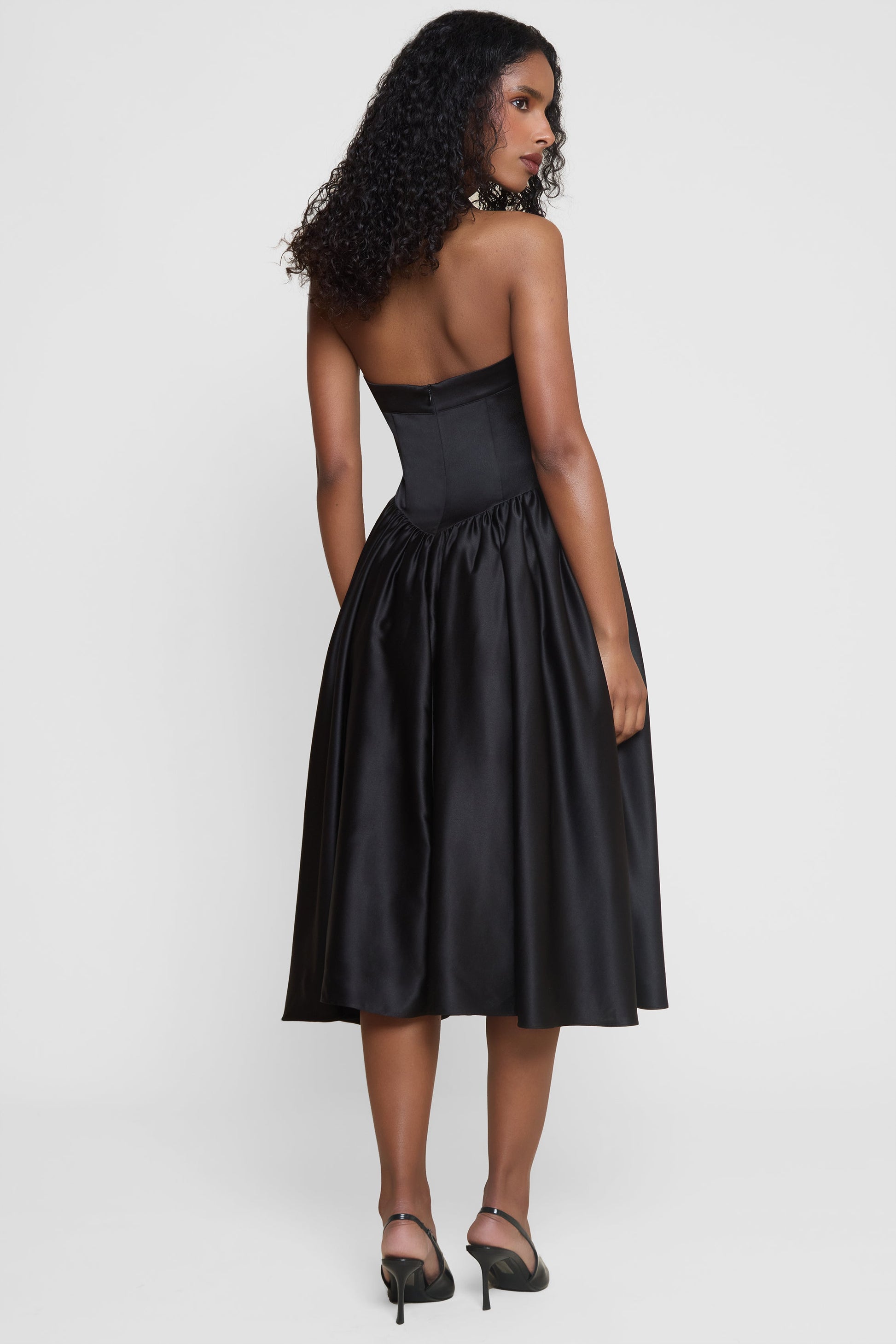 Karolina Halter Korse Midi Elbise | D1066-BLK-XS | D1066-BLK-S | D1066-BLK-M | D1066-BLK-L | D1066-BLK-XL | D1066-BLK-XXL
