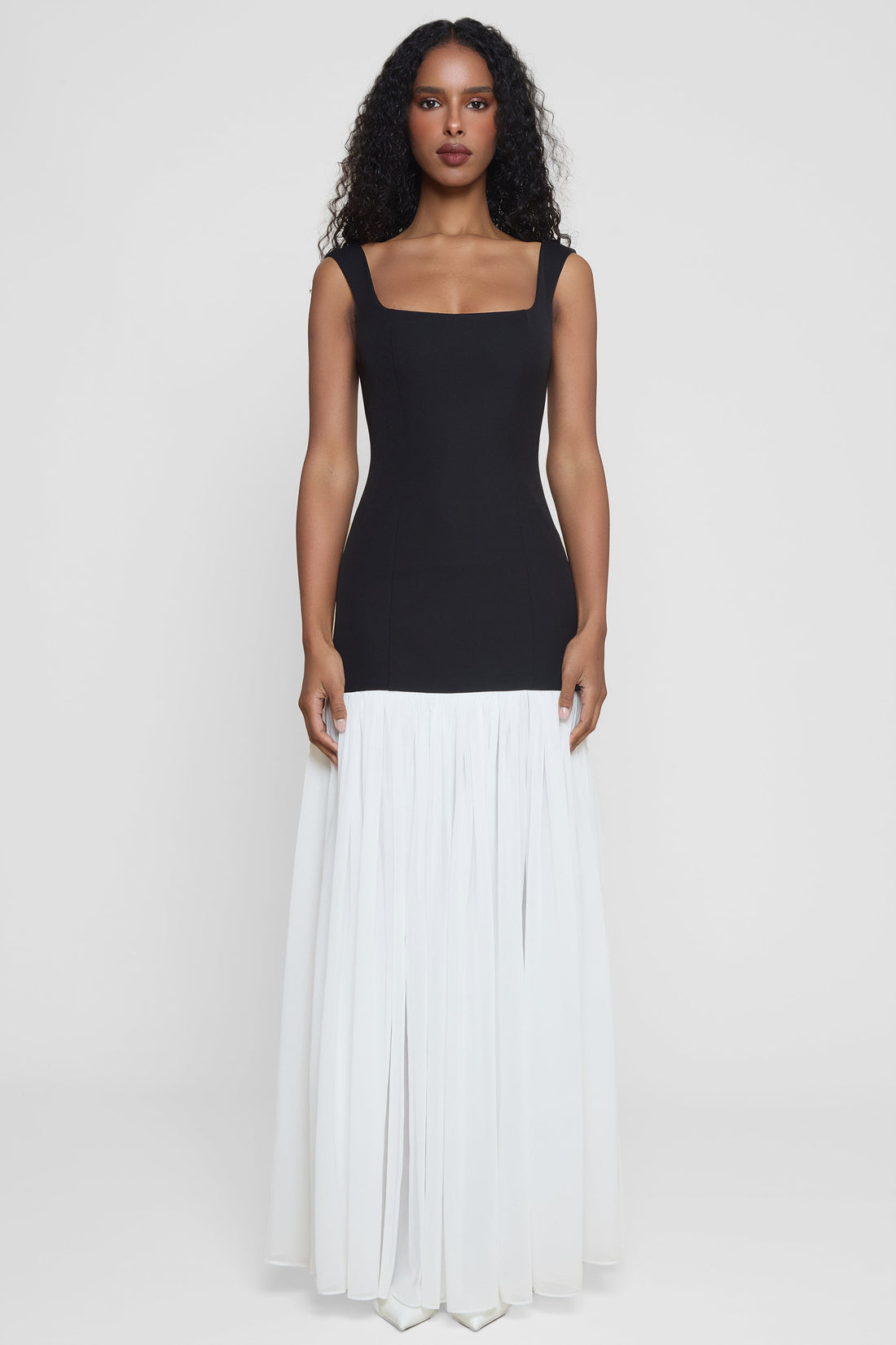 Mirian Kontrast Sifon Maksi Elbise | D1110-BLK-XS | D1110-BLK-S | D1110-BLK-M | D1110-BLK-L | D1110-BLK-XL | D1110-BLK-XXL
