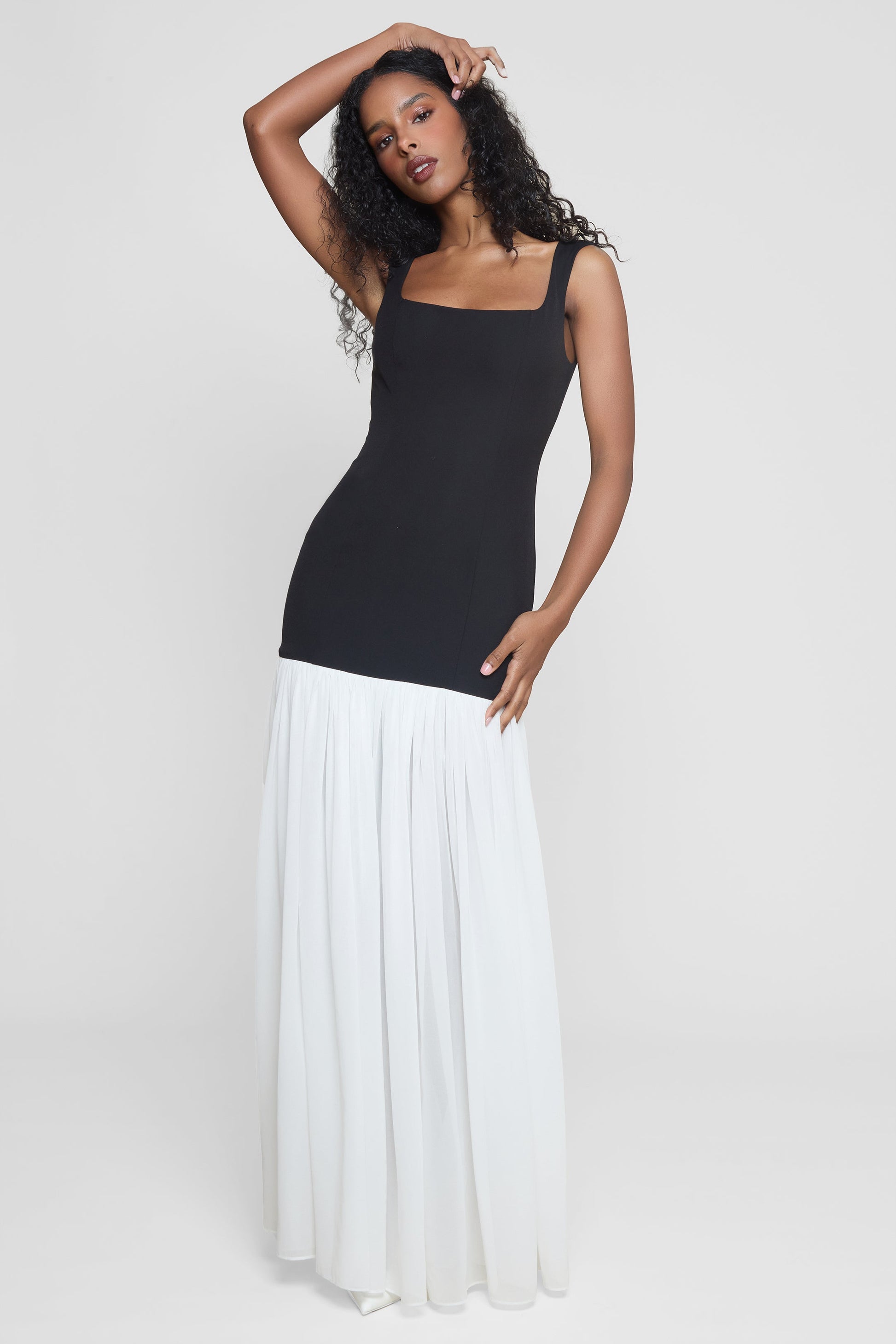Mirian Kontrast Sifon Maksi Elbise | D1110-BLK-XS | D1110-BLK-S | D1110-BLK-M | D1110-BLK-L | D1110-BLK-XL | D1110-BLK-XXL