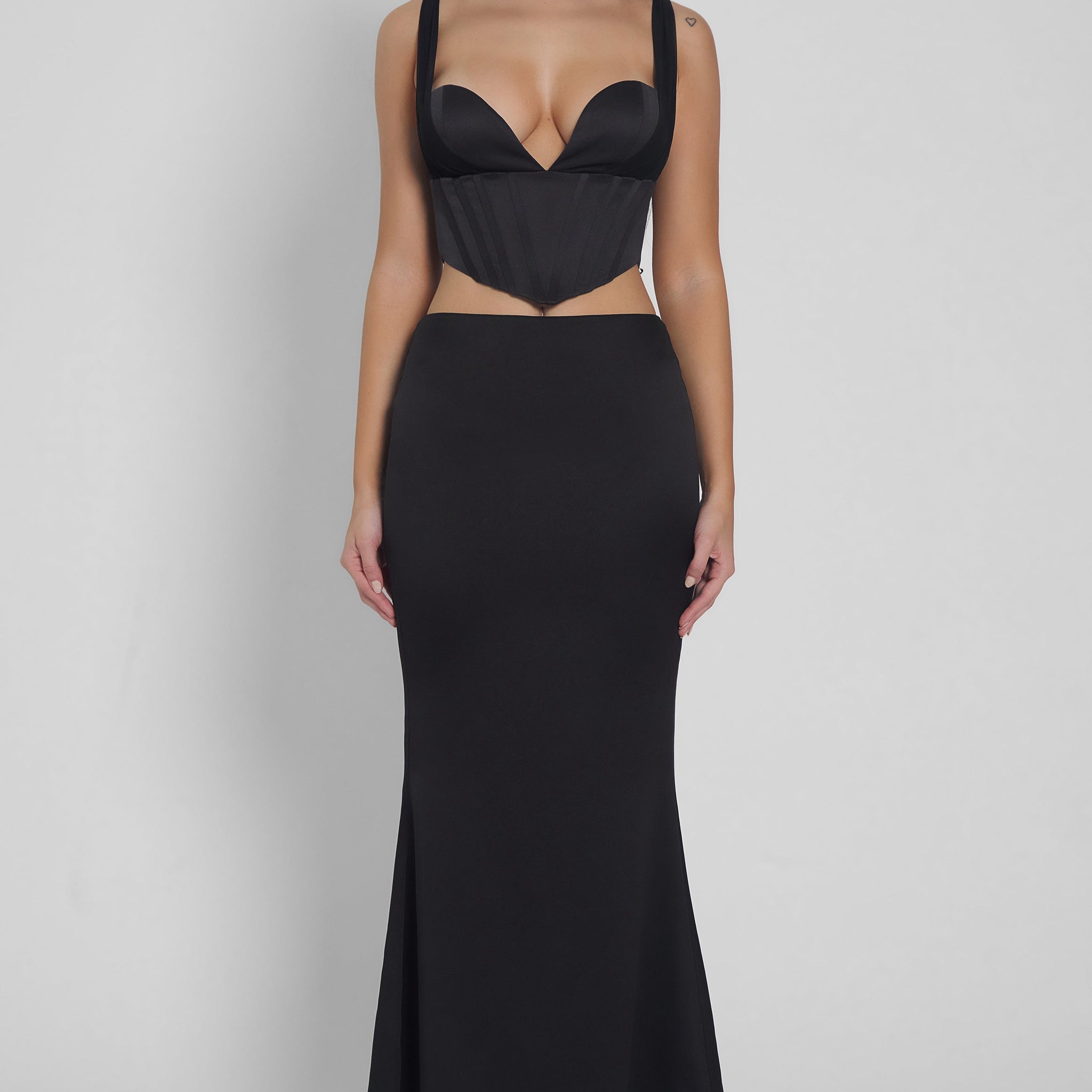 Marceline Saten Midi Etek | SKRT1011-BLK-XS | SKRT1011-BLK-S | SKRT1011-BLK-M | SKRT1011-BLK-L | SKRT1011-BLK-XL | SKRT1011-BLK-XXL