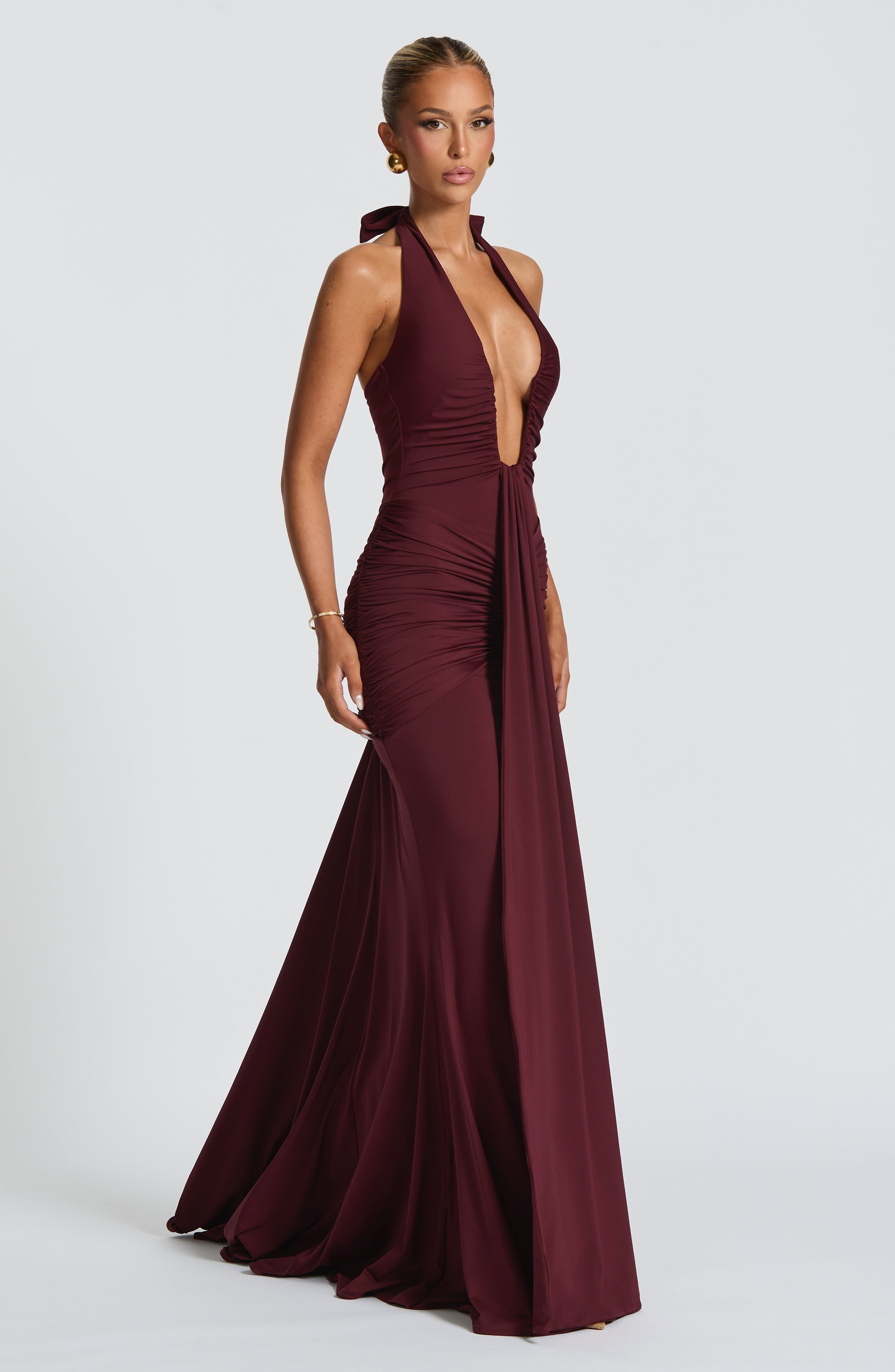 Velorage Kynleigh Halter Maxi Elbise
